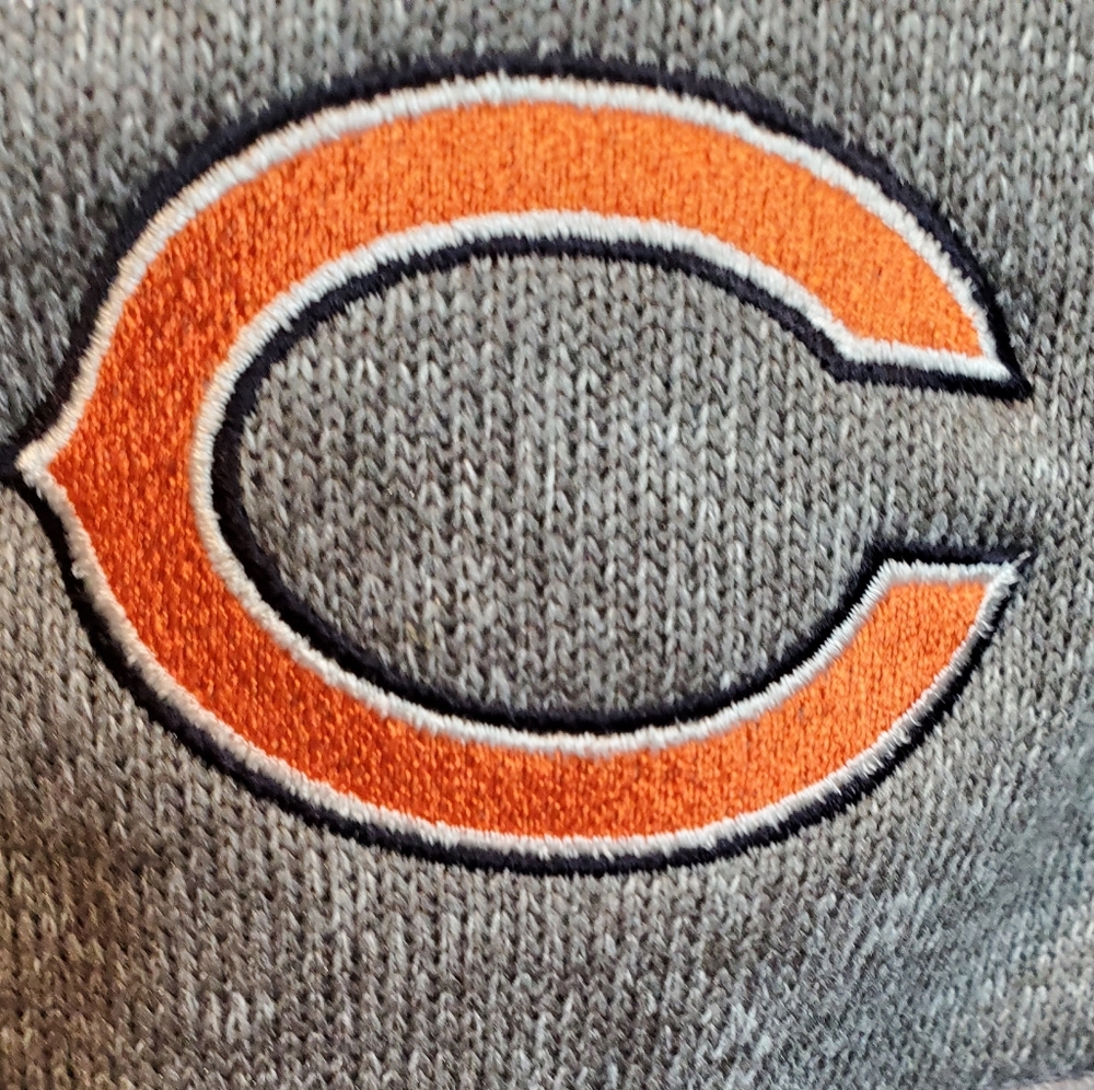 NEW Chicago Bears Mens 1/4 Zip Pullover Sweater Stand Up Collar SIZE MENS LARGE